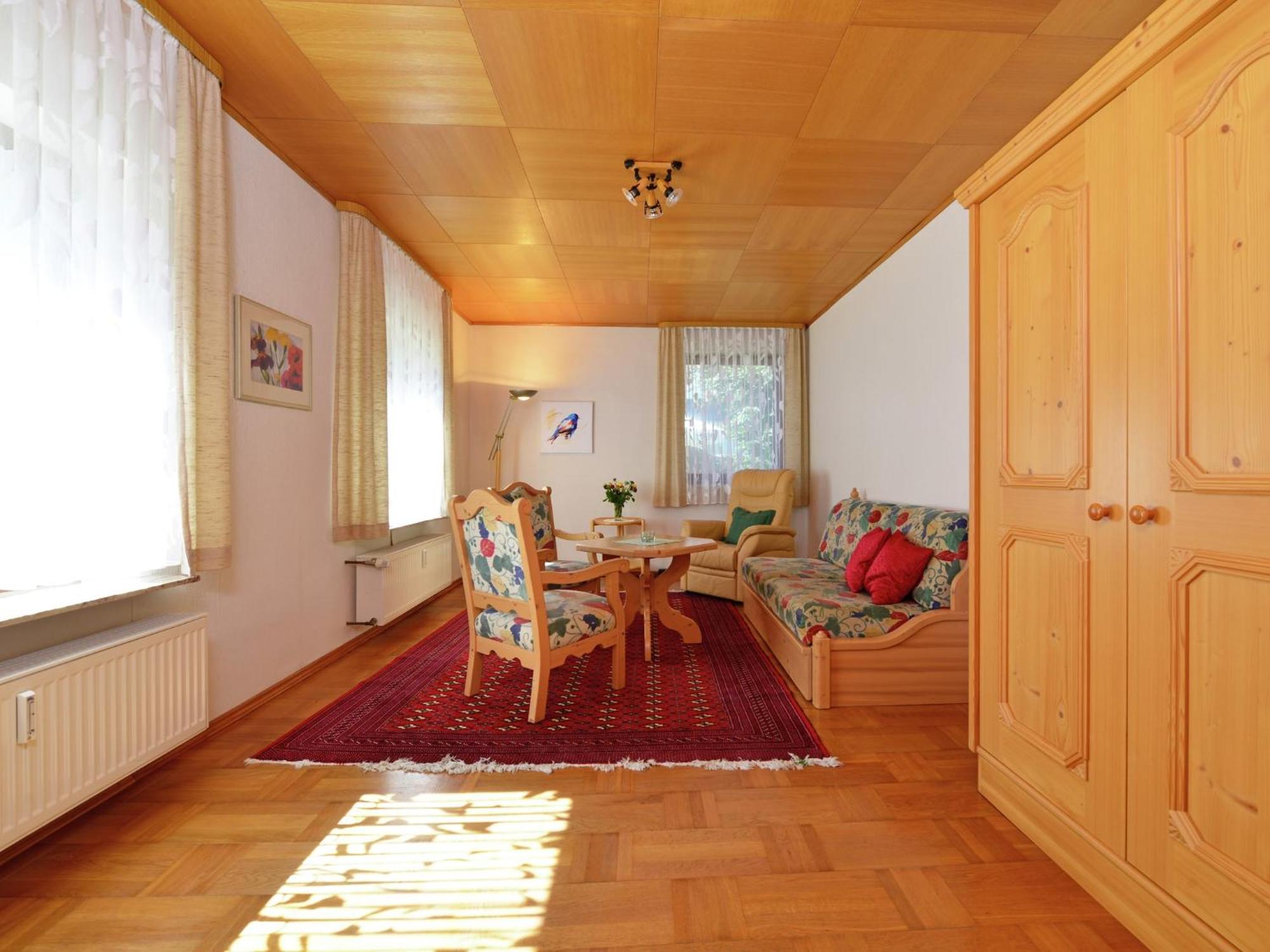 Quaint Apartment In Eimelrod Near Lake And Water Sports Willingen  Ngoại thất bức ảnh