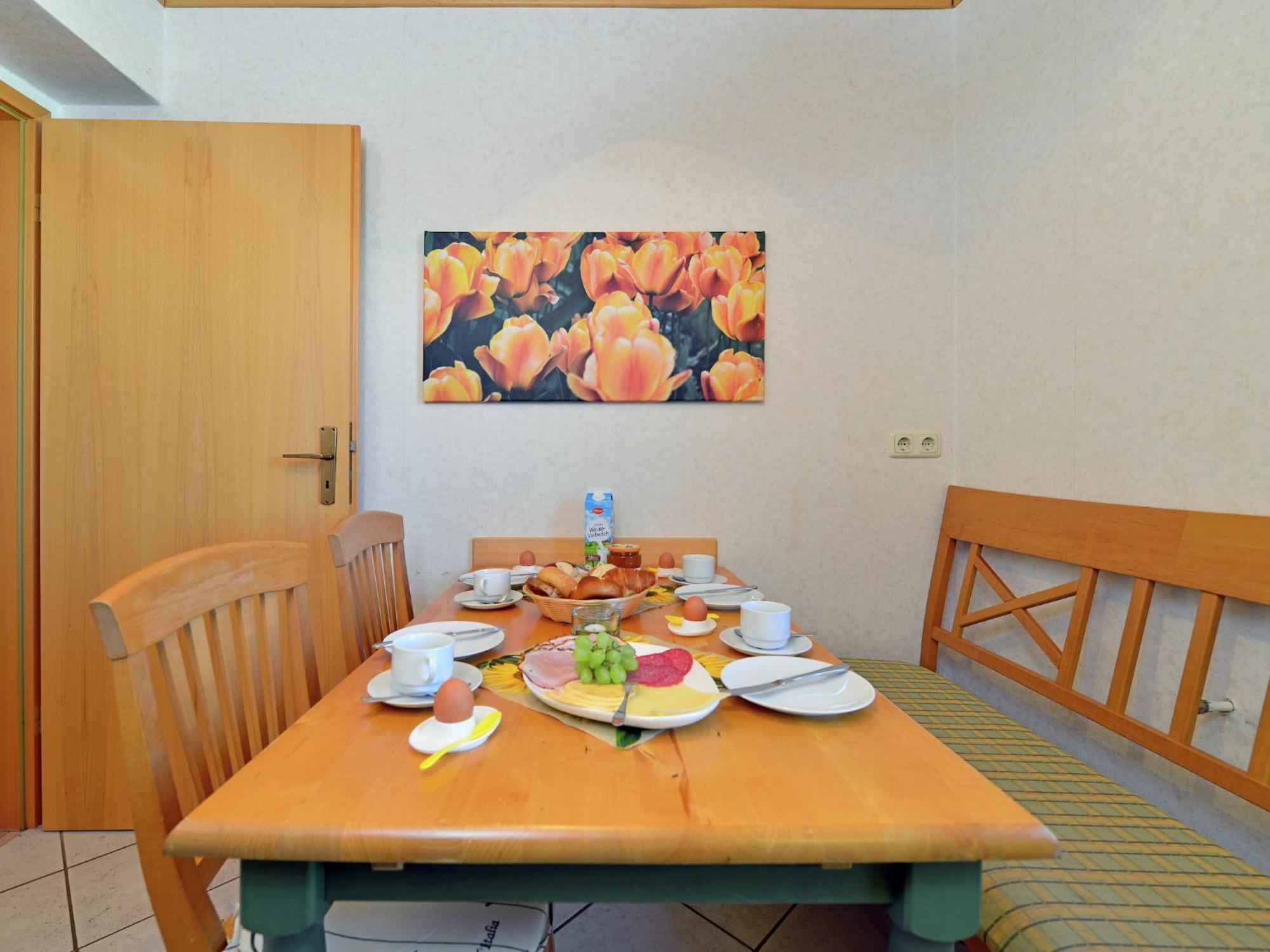 Quaint Apartment In Eimelrod Near Lake And Water Sports Willingen  Ngoại thất bức ảnh