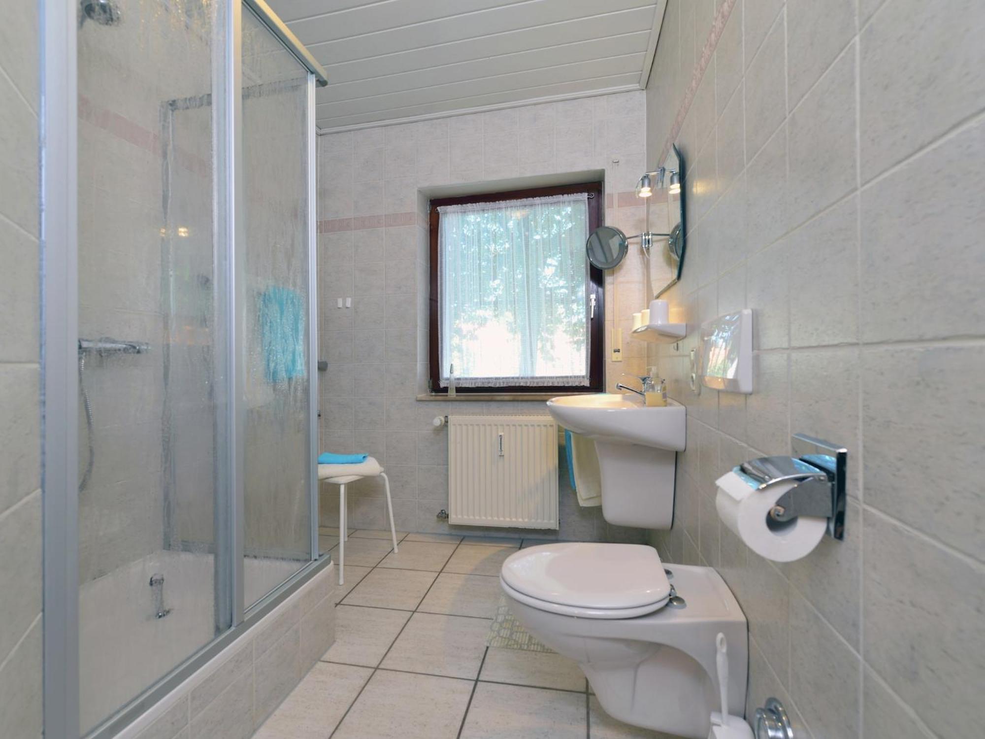 Quaint Apartment In Eimelrod Near Lake And Water Sports Willingen  Ngoại thất bức ảnh